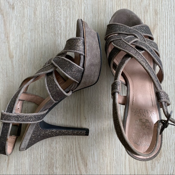 Vince Camuto Shoes - Vince Camuto Plat-form heels size 6.5